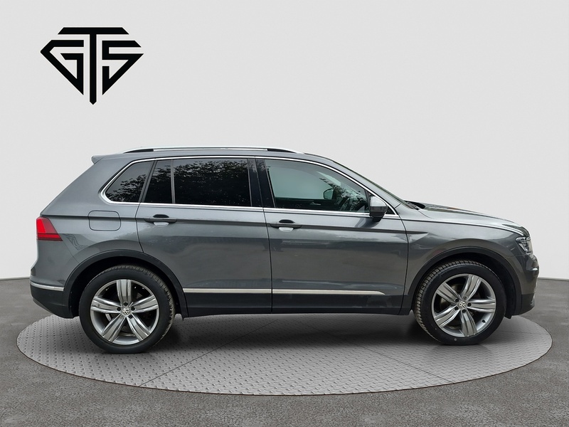 Volkswagen Tiguan TDI SEL - U7827