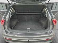 Volkswagen Tiguan TDI SEL - U7827
