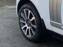 Land Rover Range Rover SD V8 Autobiography - U7831