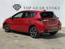 Toyota Auris VVT-h Design - U7835