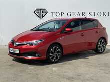 Toyota Auris VVT-h Design - U7835