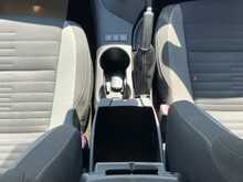 Toyota Auris VVT-h Design - U7835