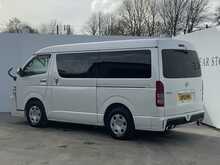 Toyota HiAce  - U7836