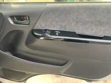 Toyota HiAce  - U7836