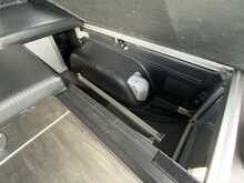 Toyota HiAce  - U7836