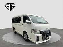Toyota HiAce  - U7836