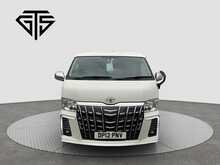 Toyota HiAce  - U7836