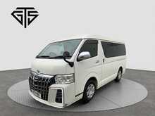 Toyota HiAce  - U7836