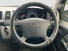 Toyota HiAce  - U7836