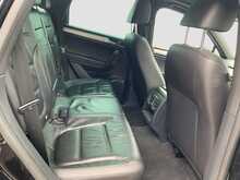 Volkswagen Touareg TDI V6 BlueMotion Tech R-Line - U7838