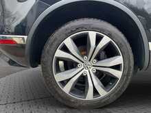 Volkswagen Touareg TDI V6 BlueMotion Tech R-Line - U7838