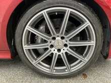 Mercedes-Benz E Class E63 V8 AMG - U7840