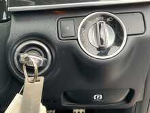 Mercedes-Benz E Class E63 V8 AMG - U7840