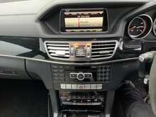 Mercedes-Benz E Class E63 V8 AMG - U7840