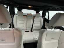 Mercedes-Benz E Class E63 V8 AMG - U7840