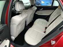 Mercedes-Benz E Class E63 V8 AMG - U7840