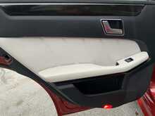 Mercedes-Benz E Class E63 V8 AMG - U7840