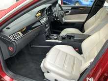 Mercedes-Benz E Class E63 V8 AMG - U7840