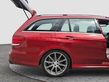 Mercedes-Benz E Class E63 V8 AMG - U7840