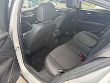 Vauxhall Insignia Turbo D BlueInjection SRi Nav - U7860
