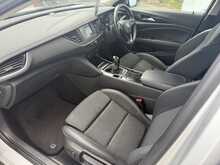 Vauxhall Insignia Turbo D BlueInjection SRi Nav - U7860