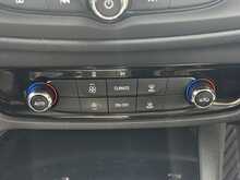 Vauxhall Insignia Turbo D BlueInjection SRi Nav - U7860