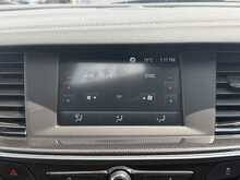 Vauxhall Insignia Turbo D BlueInjection SRi Nav - U7860