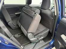 Toyota Prius Alpha S - U7867