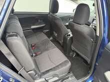 Toyota Prius Alpha S - U7867