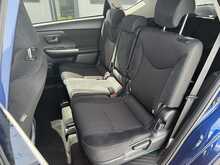 Toyota Prius Alpha S - U7867