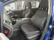 Toyota Prius Alpha S - U7867