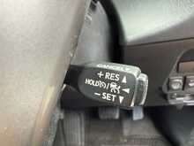 Toyota Prius Alpha S - U7867