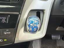 Toyota Prius Alpha S - U7867