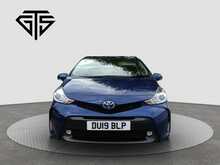 Toyota Prius Alpha S - U7867