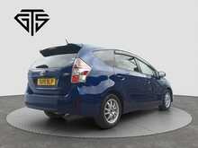 Toyota Prius Alpha S - U7867