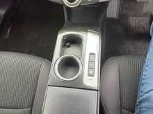 Toyota Prius Alpha S - U7867