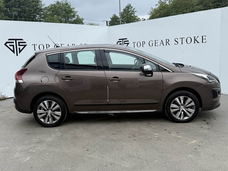 Peugeot 3008 HDi Active - U7895