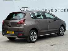 Peugeot 3008 HDi Active - U7895