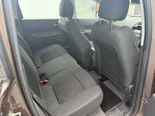 Peugeot 3008 HDi Active - U7895