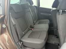 Peugeot 3008 HDi Active - U7895