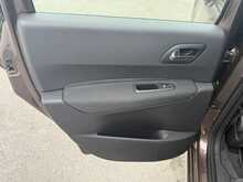 Peugeot 3008 HDi Active - U7895