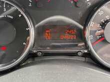 Peugeot 3008 HDi Active - U7895