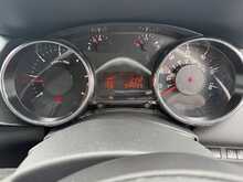 Peugeot 3008 HDi Active - U7895