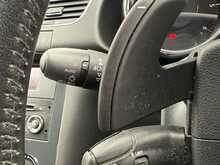 Peugeot 3008 HDi Active - U7895