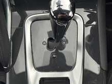 Peugeot 3008 HDi Active - U7895