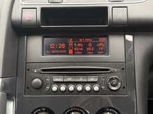 Peugeot 3008 HDi Active - U7895