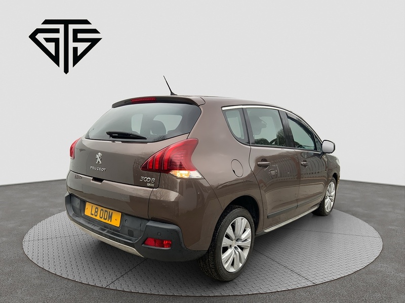 Peugeot 3008 HDi Active - U7895