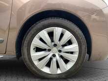 Peugeot 3008 HDi Active - U7895