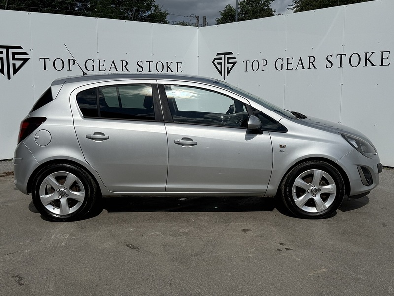 Vauxhall Corsa SXi - U7903