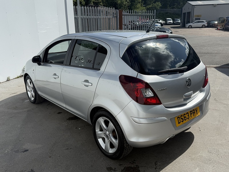 Vauxhall Corsa SXi - U7903